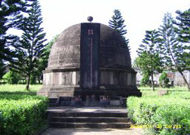 hai-ruis-tomb