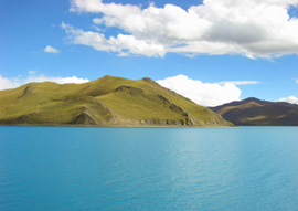 Yamdroktso Lake 