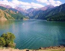 xinjiang heavenly lake